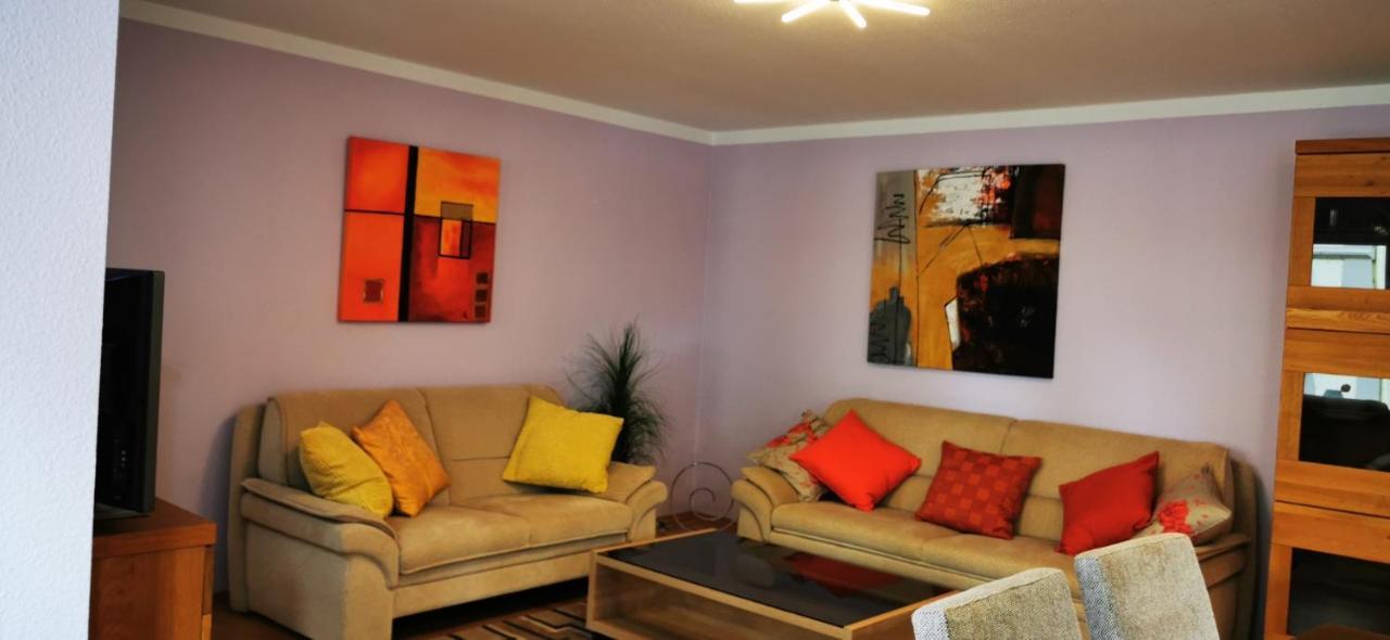 Tolle, gemütliche, voll möblierte 3 Zimmer Wohnung. Baden-Baden Exterior foto